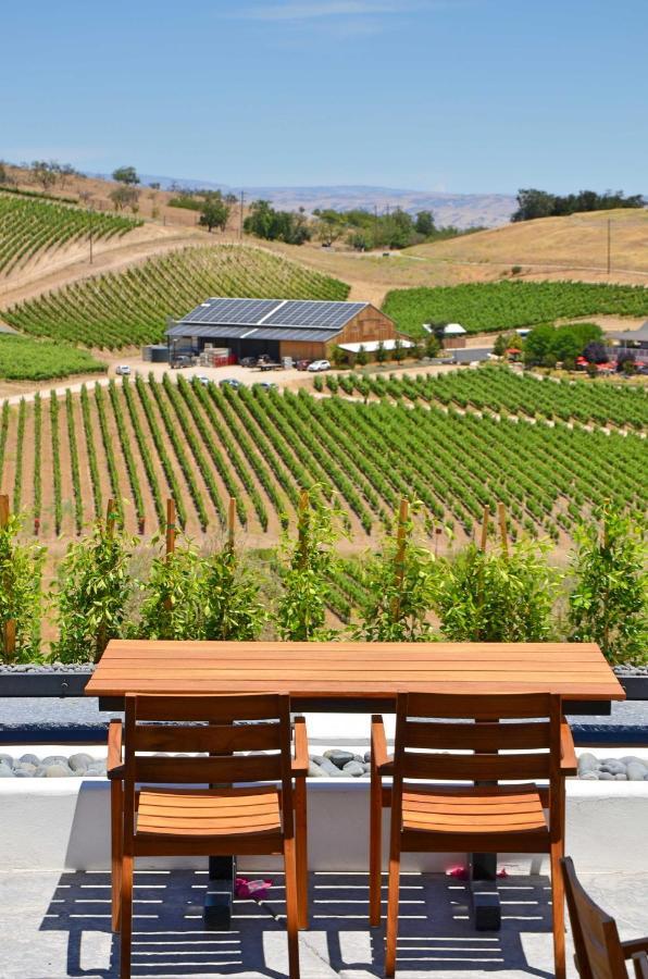 Sirena Vineyard Resort Paso Robles Exteriör bild