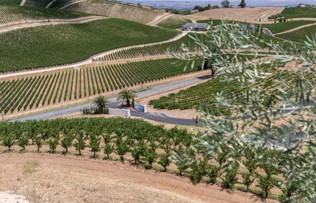 Sirena Vineyard Resort Paso Robles Exteriör bild